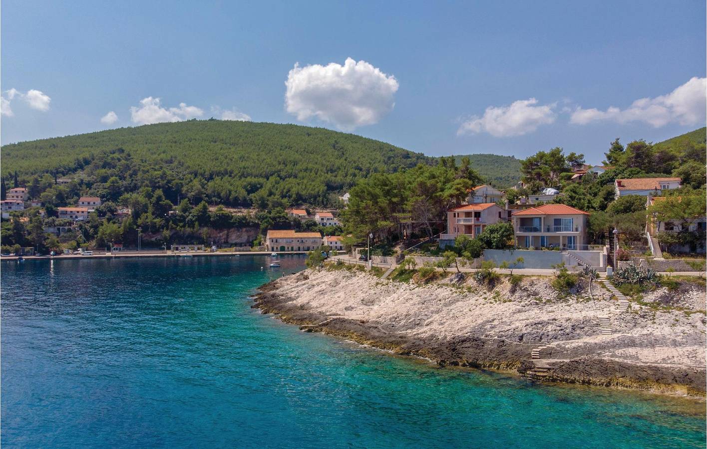 Gemütliche 120 m² große Wohnung mit Terrasse, in Küstennähe und mit moderner Ausstattung in Blato, Korcula
