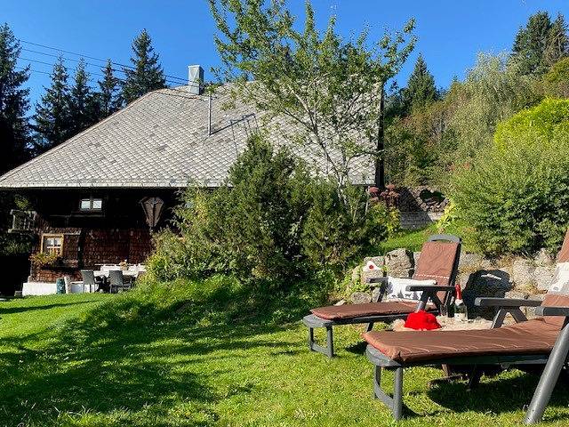 Ganze Ferienwohnung, Kanstingerhäusle  Ferienhaus - Nichtraucherferienhäusle, 140 qm, Gartenanlage, 3 Schlafräume, max. 9 Personen in Furtwangen, Mittlerer Schwarzwald