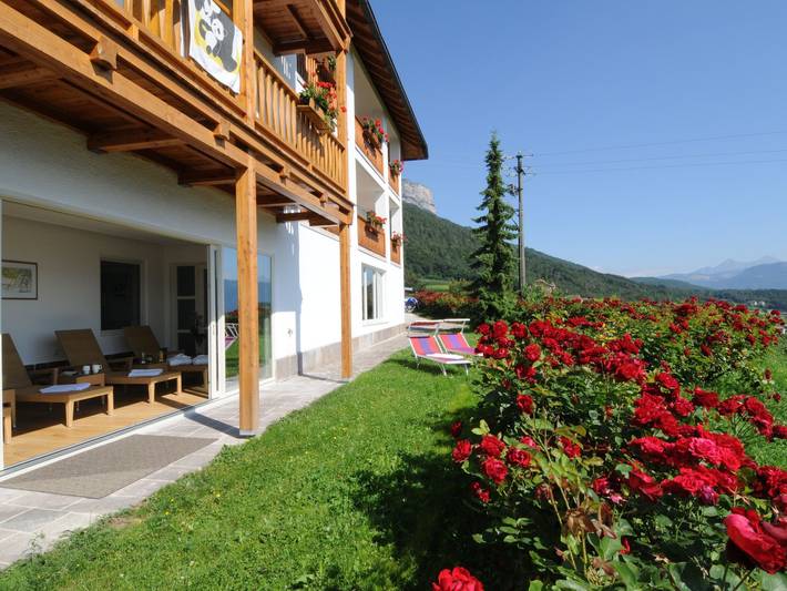 Hotel für 2 Personen, mit Whirlpool und Garten sowie Pool und Sauna in Eppan an der Weinstraße