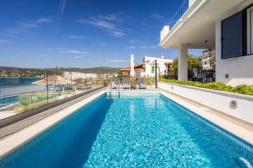 Villa for 8 People in Marina, Split-Dalmatia, Photo 3