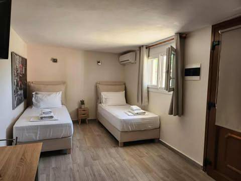 Location de vacances pour 2 personnes, avec jardin, animaux acceptés dans Σκάλα Ερεσού - 3