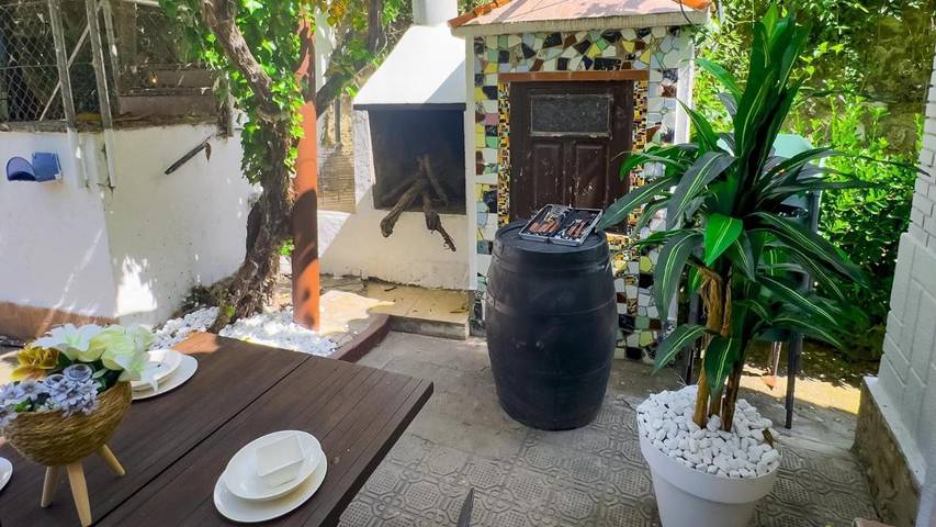 Casa de vacaciones para 10 personas, con terraza y piscina, Se admiten mascotas en La Manchuela - 2