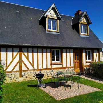 Gîte pour 4 personnes, avec jardin ainsi que jacuzzi et terrasse en Seine-Maritime