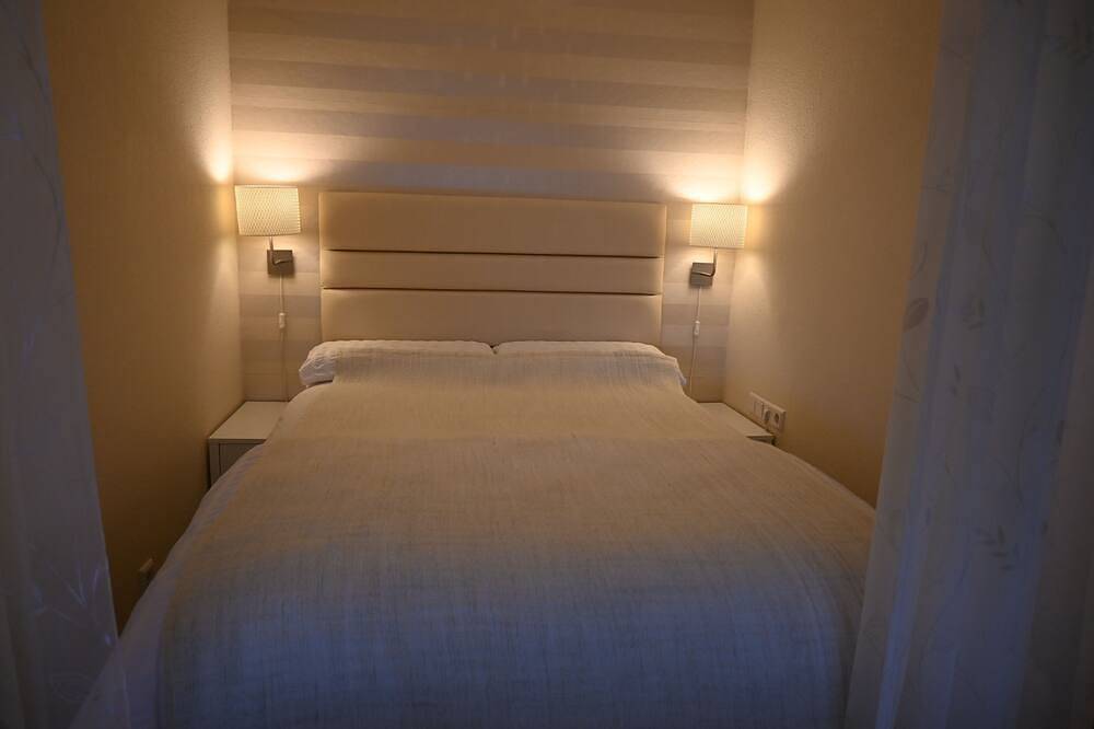 Ganze Wohnung, Ferienwohnung Stefi, magischer Ausblick, + Schwimmbad + Sauna, Lahnstein in Lahnstein, Mittelrhein