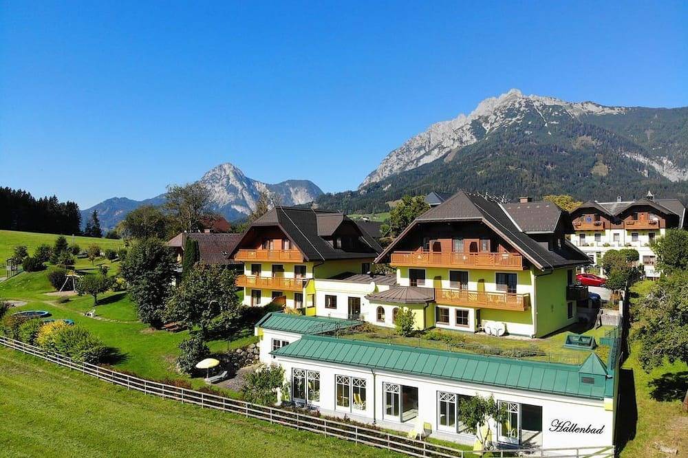 Entire apartment, Reisslerhof Apartment 33 - Reisslerhof Apartment by mynests in Mitterberg-Sankt Martin, Dachstein