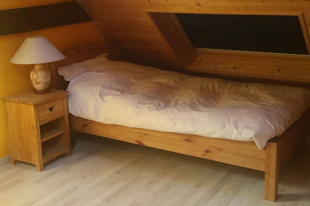 Appartement entier, Appartement entre lac et montagne proche Annecy in Leschaux, Parc naturel régional du Massif des Bauges