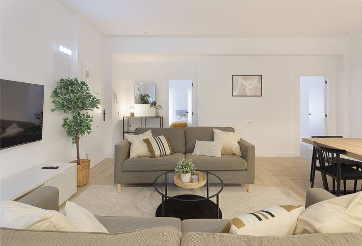 Gîte pour 8 personnes, avec terrasse à Gijón - 4