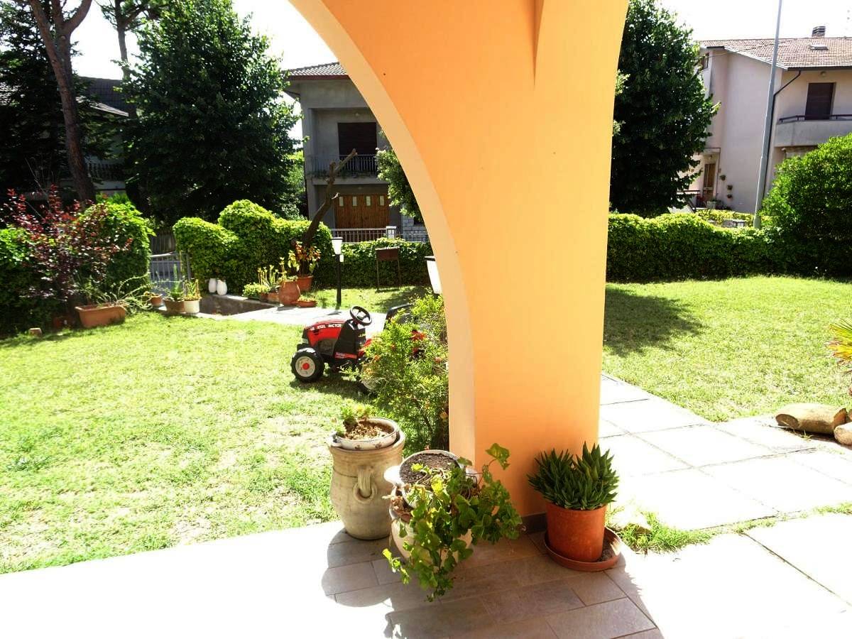 Two-Bedroom House in San Costanzo, Valle del Metauro