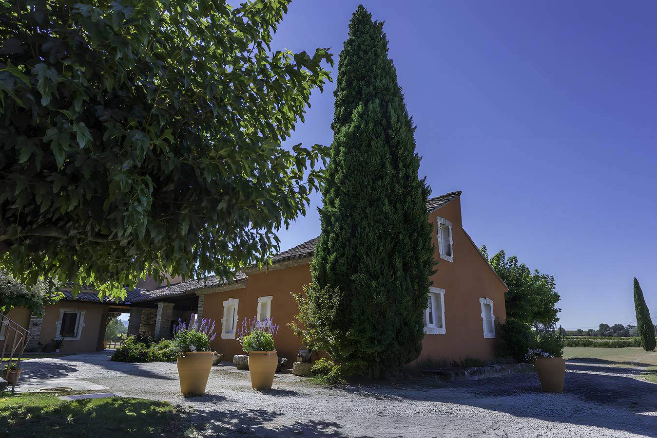 Entire apartment, 'Le Ventoux' with Mountain View, Wi-Fi and Air Conditioning in Tulette, Nyons region