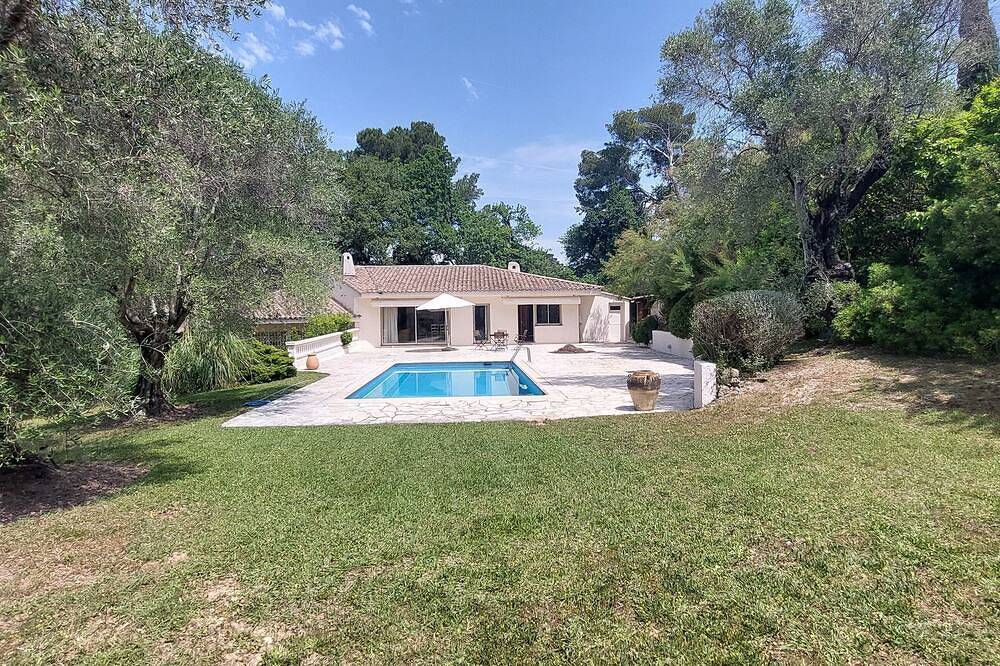Villa mit Pool für die ganze Familie, Cote d´Azur in Mougins, Cannes und Umgebung