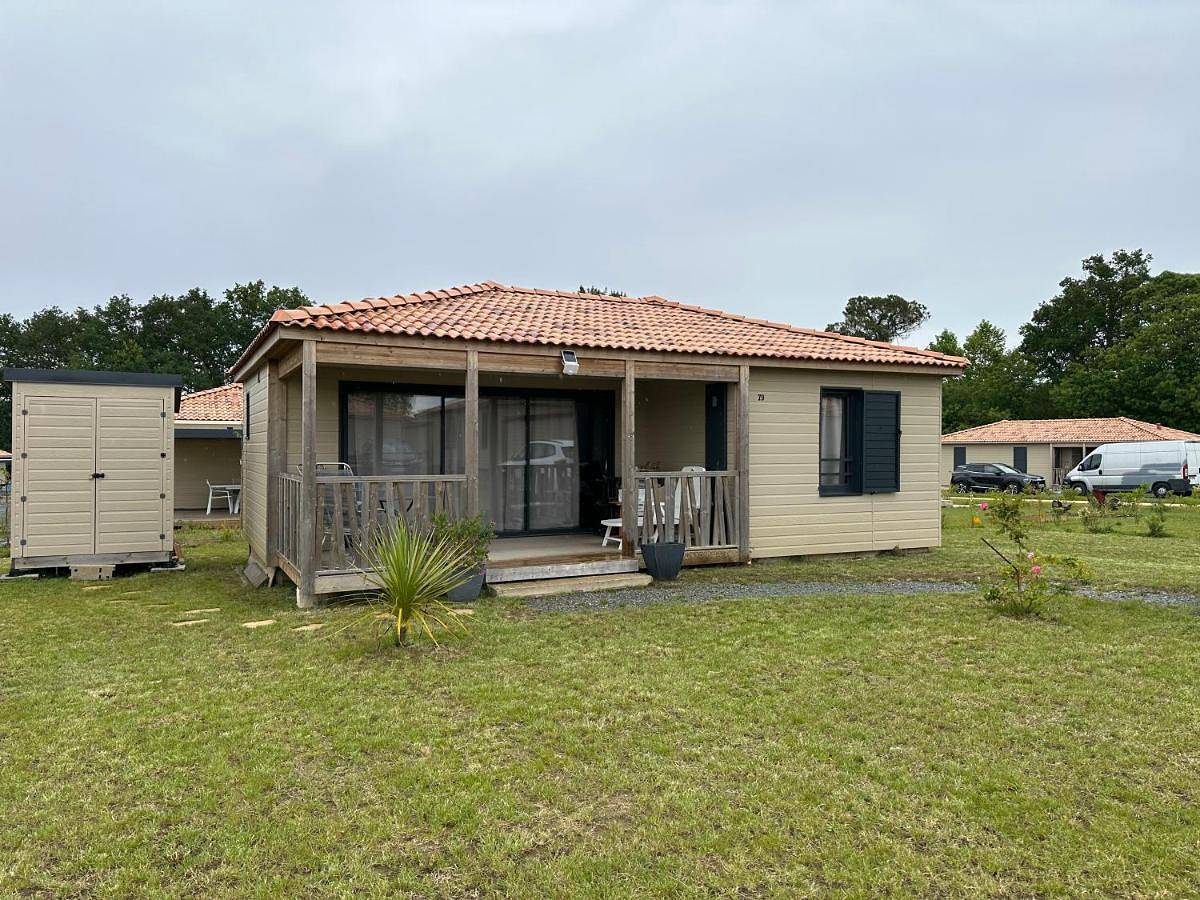 Mobile Home in Saubrigues, Région de Dax