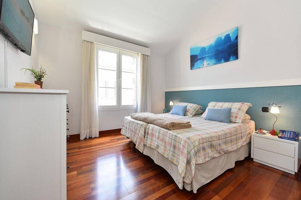 Villa Meloneras Deluxe| Luxury Retreat in Gran Canaria | Private Heated Pool | Garden Terrace & Bbq | Fitness Room | Walking Distance of Meloneras Beach | Meloneras in Maspalomas, San Bartolomé de Tirajana