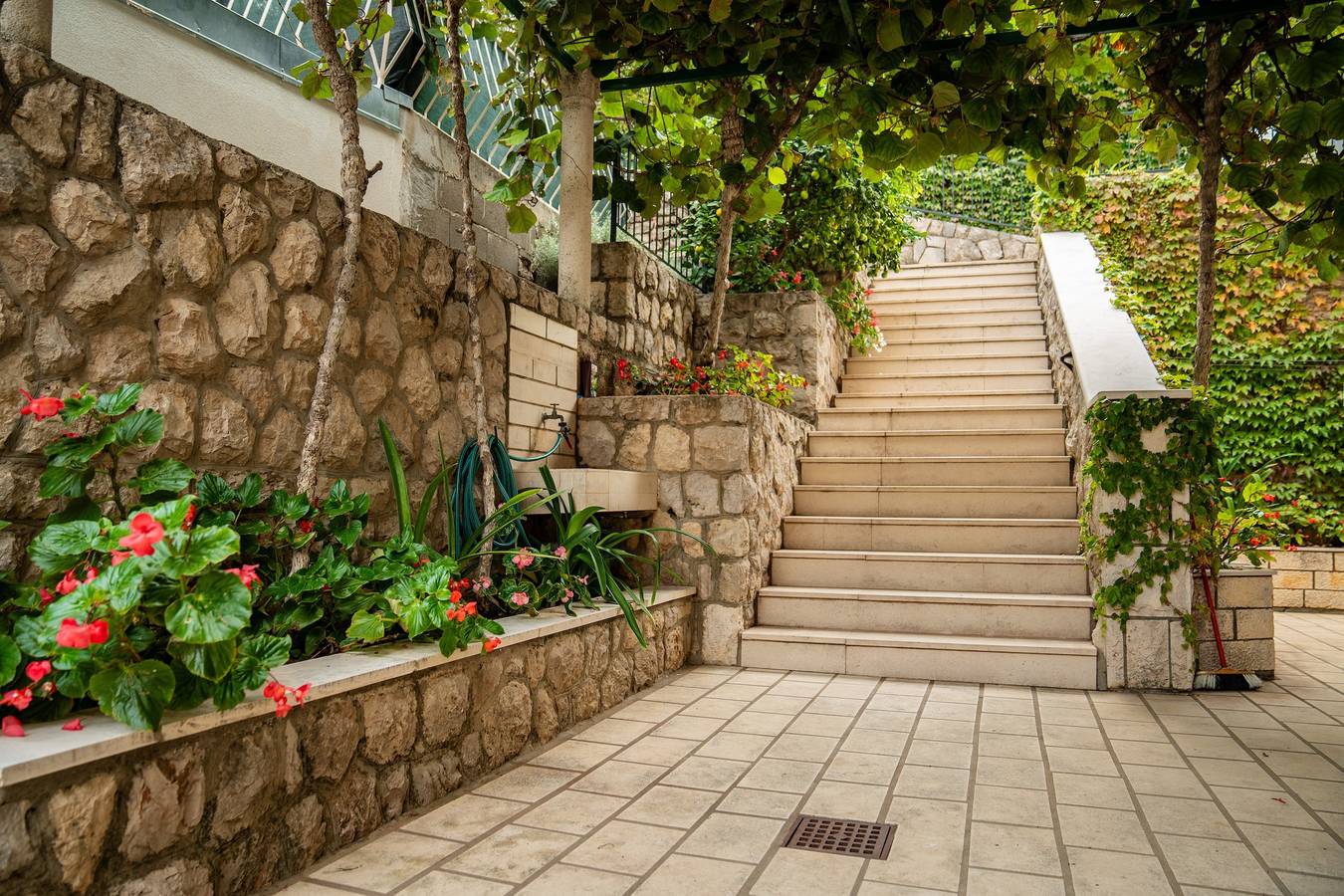 Guest House Cesic - Double Room No4 in Dubrovnik, Grad Dubrovnik