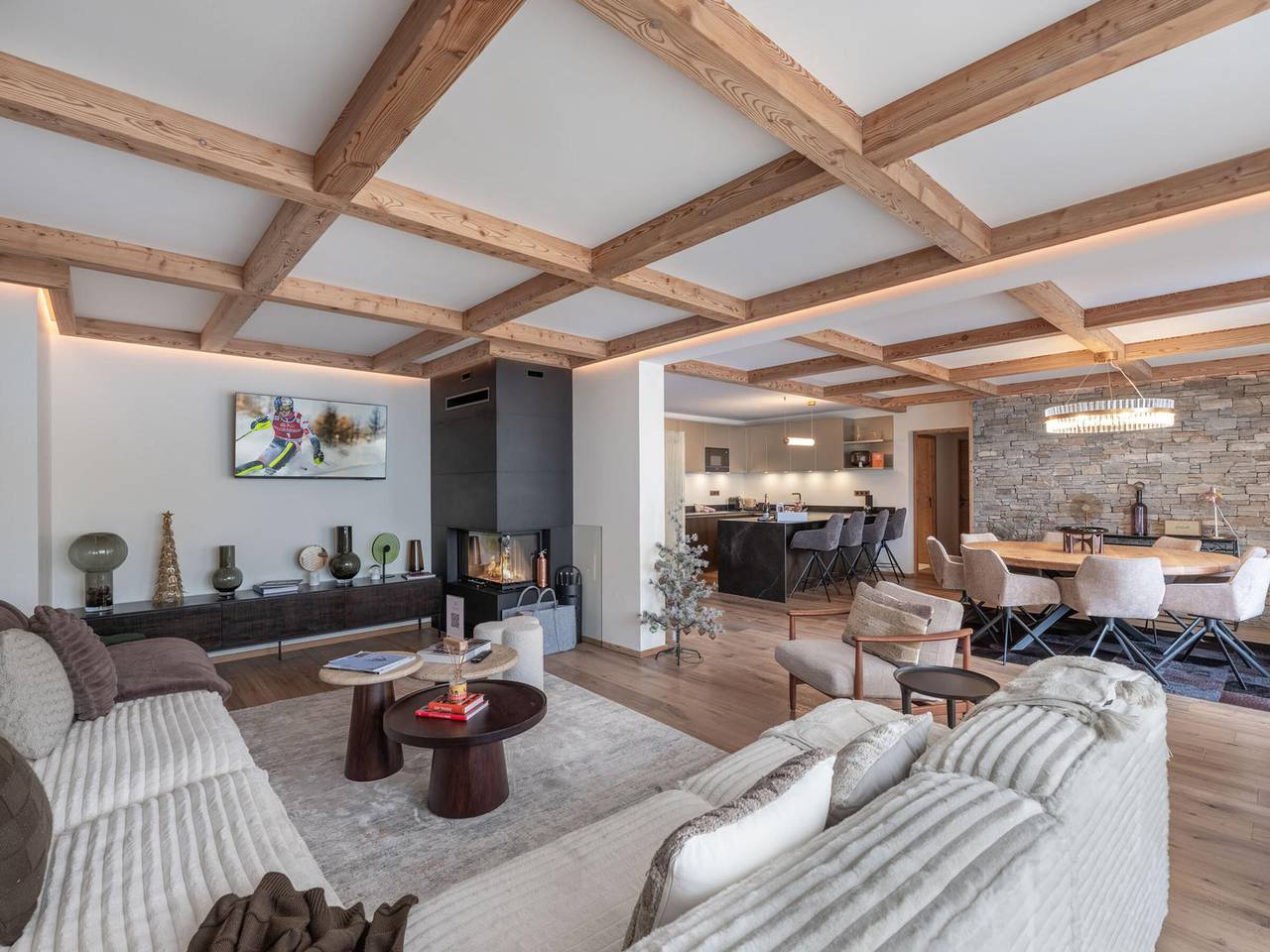 Geheel appartement, New Ski-In/Ski-Out Apartment in Courchevel 1850 with Pool, Spa, and Parking in Courchevel 1850, Saint-Bon-Tarentaise