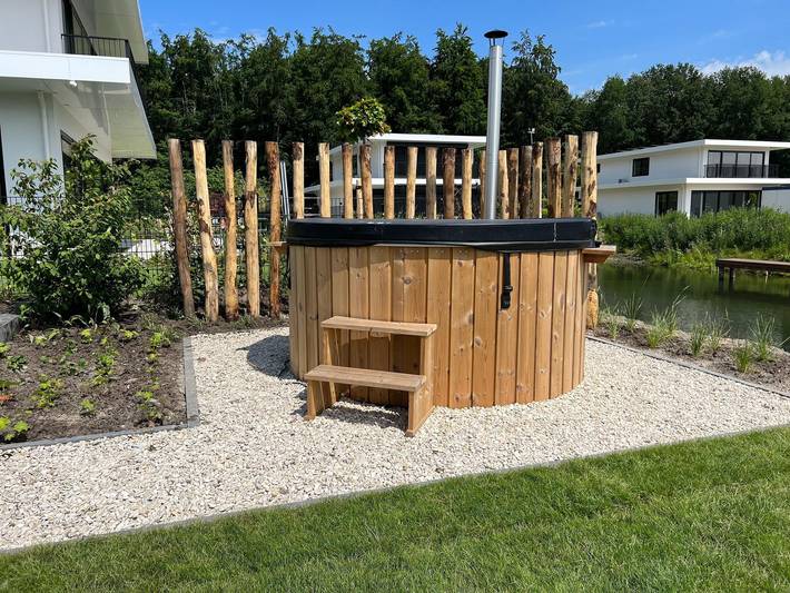 Ferienhaus für 8 Personen, mit Seeblick und Garten am Veluwemeer - 2