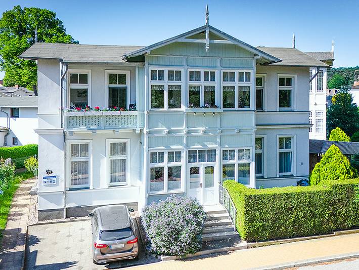 Ganze Ferienwohnung, Villa Fichtenhain "Große Fewo Nr. 1" in Bansin, Heringsdorf