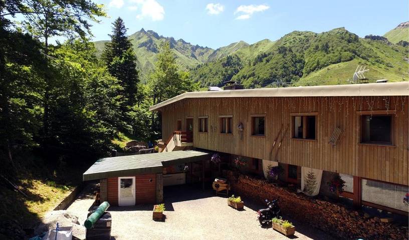 Auberge pour 2 personnes, avec Terrasse ainsi que Jardin et Sauna