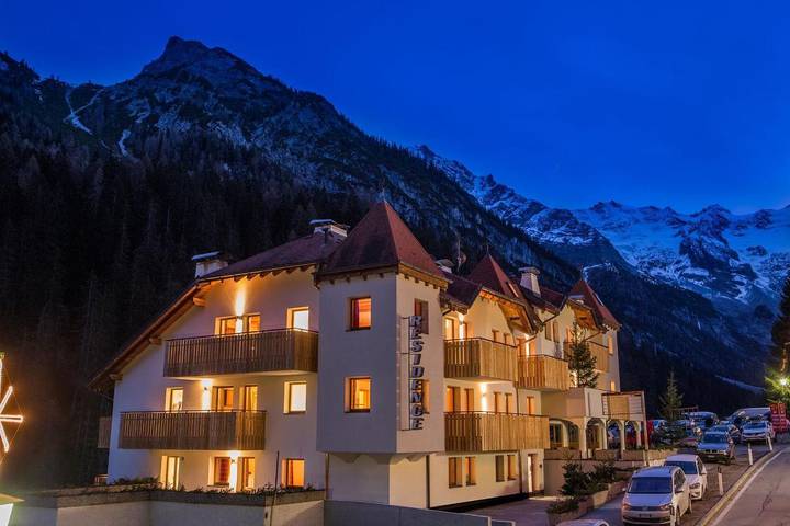 Ferienhaus für 8 Personen, mit Garten und Sauna sowie Whirlpool