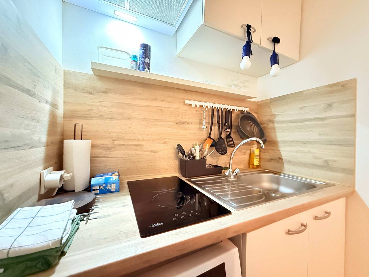 Appartement entier, Studio Cozy just steps from Luxembourg train station in Luxembourg (ville), Luxembourg