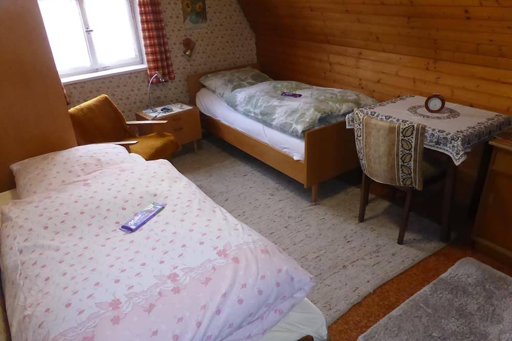 Ganze Wohnung, Retro-Ferienwohnung (63qm) in der Altstadt in Dinkelsbühl, Romantische Straße
