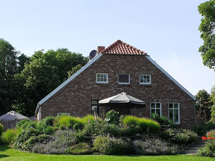 Ferienhaus für 5 Personen, mit Terrasse und Garten in Pilsum - 4