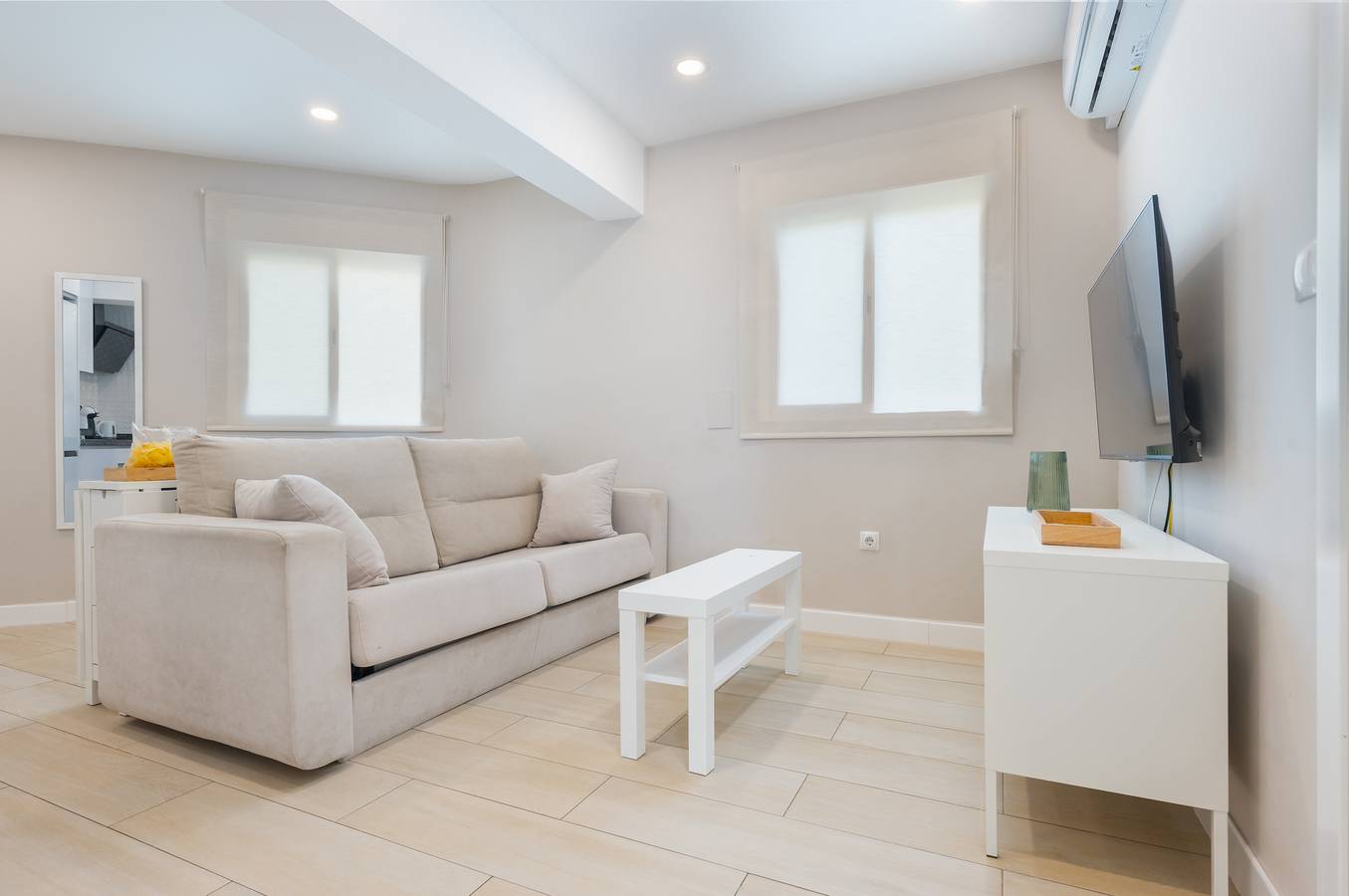 Geheel appartement, Appartement 'Fedriani' met Wi-Fi en airconditioning in Central Seville, Sevilla