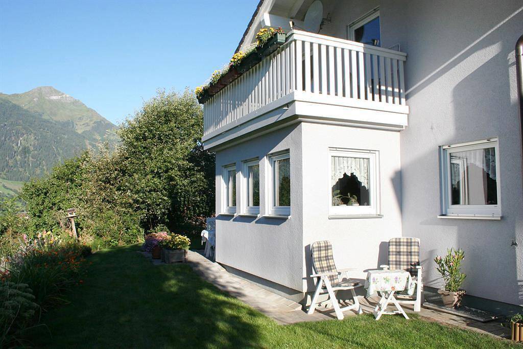Ganze Ferienwohnung, Apartment/1 Schlafraum/Dusche, Wc in Virgen, Bezirk Lienz