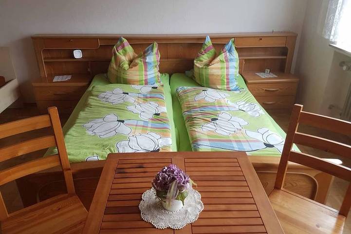 Ferienwohnung für 5 Personen, mit Garten