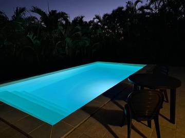 Gîte pour 2 personnes, avec jardin ainsi que piscine et vue à Case-Pilote