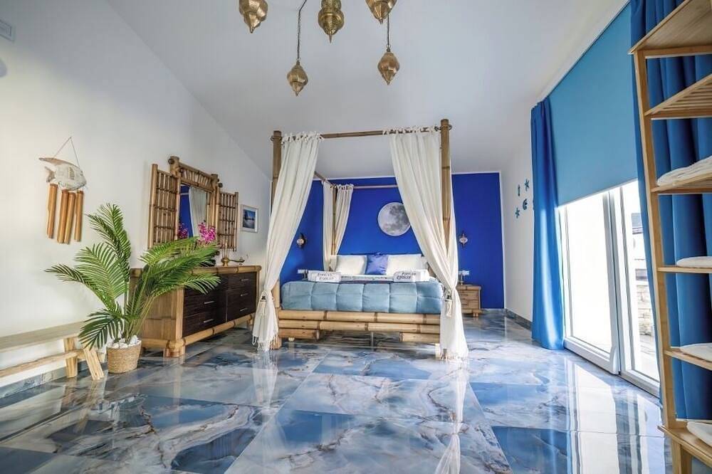 Luxury Family Suite Ursa Minor in Palmi, Reggio Calabria Province