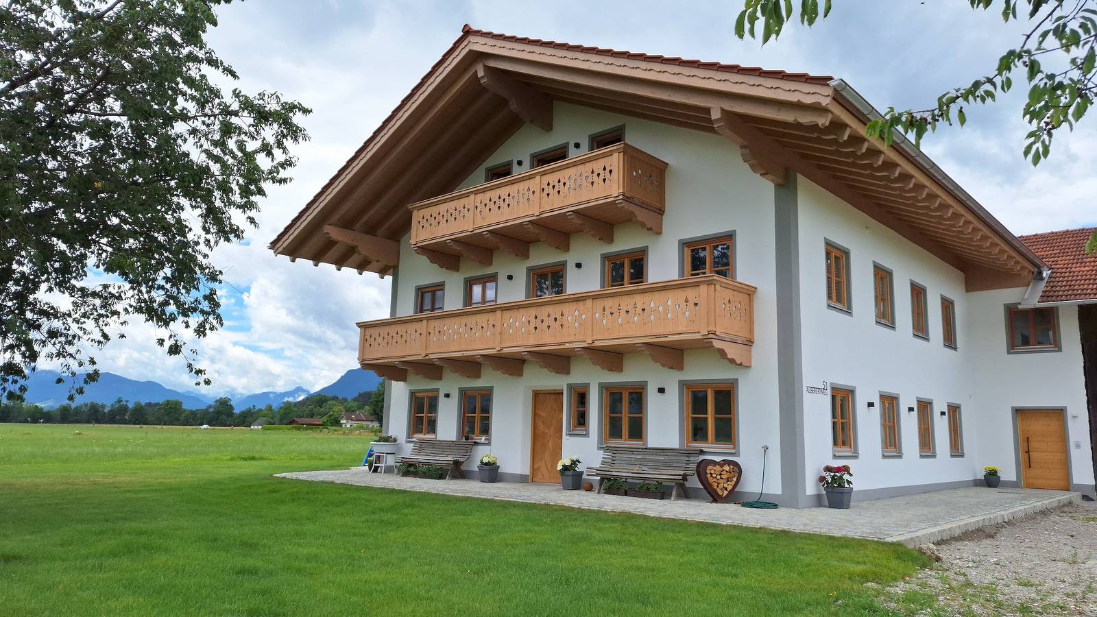 Ganze Ferienwohnung, Ferienwohnung Lederer - Ferienwohnung 90 qm mit Balkon in Übersee, Chiemsee