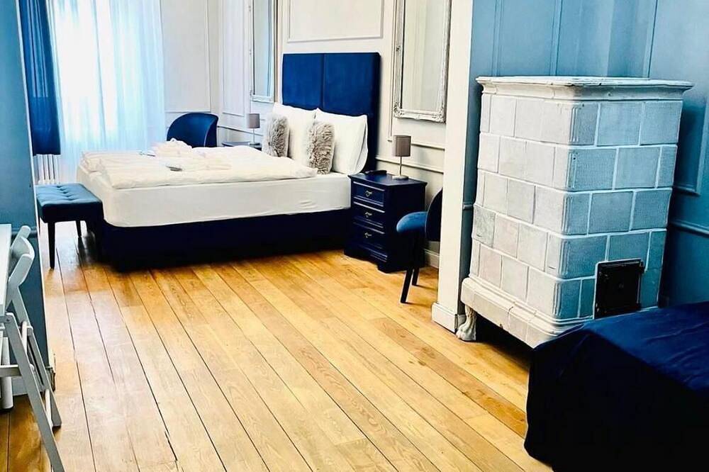 Ganze Wohnung, Elegant Suite in the Historic Heart of Lavis - Palace of 1472 in Lavis, Fleimstaler Alpen