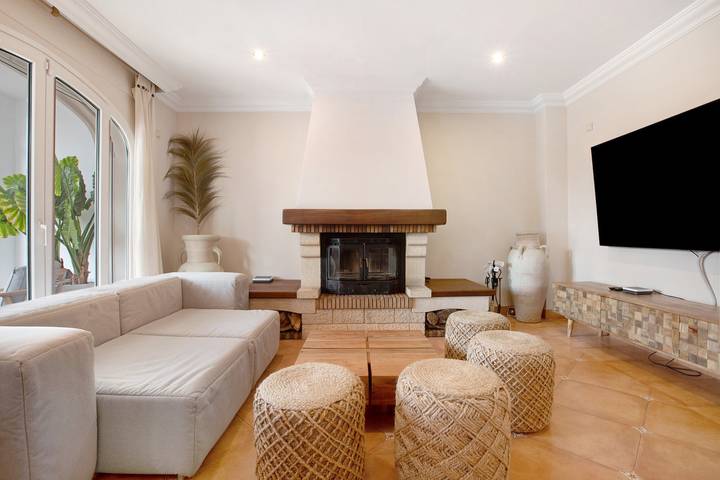 Casa rural para 8 personas, con Balcón además de Jacuzzi y Jardín en Arroyo de La Miel - 3