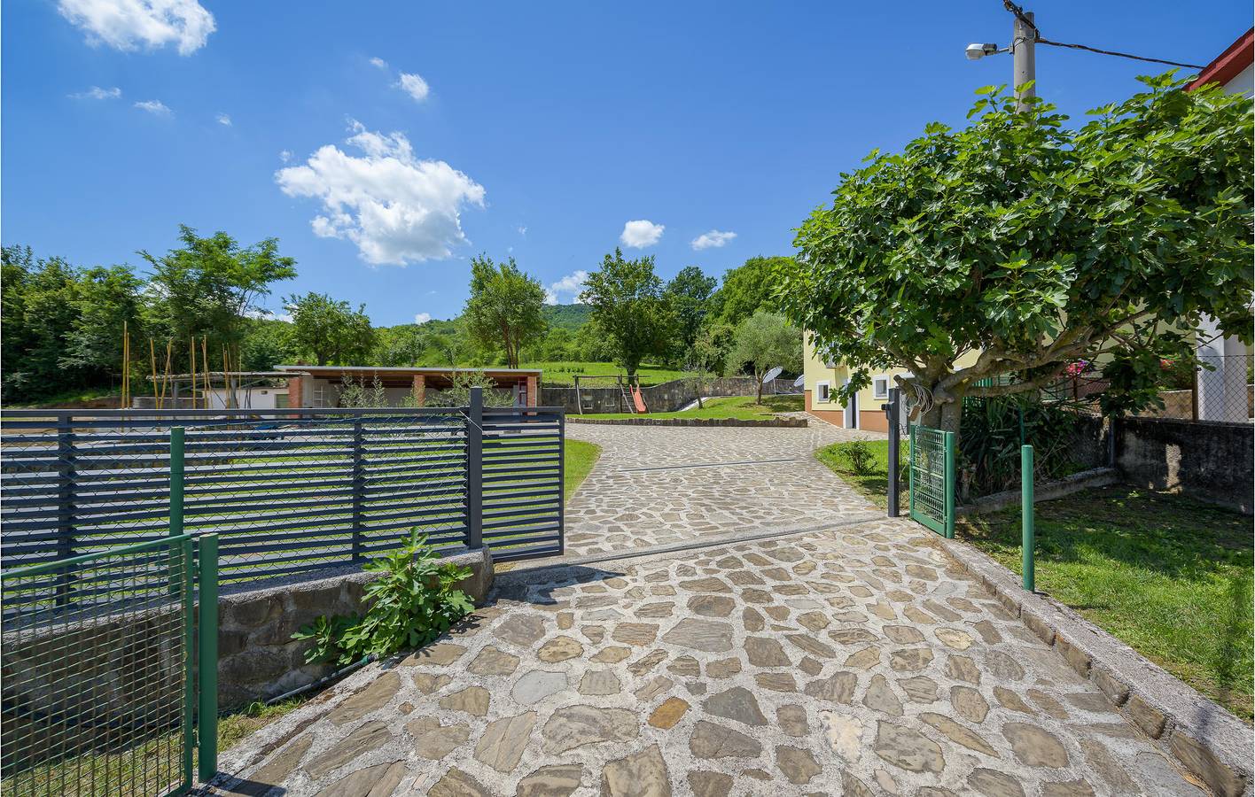 Holiday home for 7 people with terrace in Pićan, Central Istria