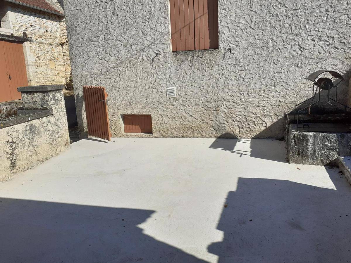 Three-Bedroom House in Sainte-Eulalie-d'Ans, Périgord Blanc