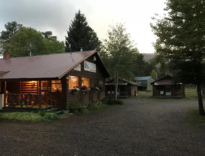 Lodge for 2 people, with balcony and hot tub - 1