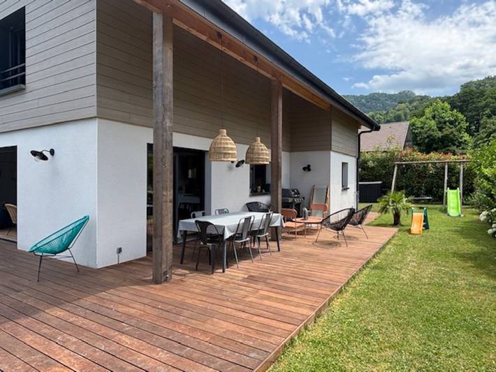 Location de vacances pour 8 personnes, avec jardin et terrasse à Duingt - 2