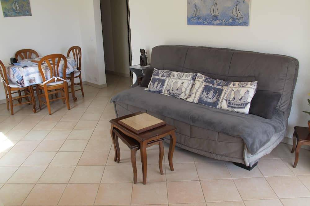 Ganze Wohnung, Très bel appartement 2 pièces proche de la mer et des commerces in Agay, Saint-Raphaël