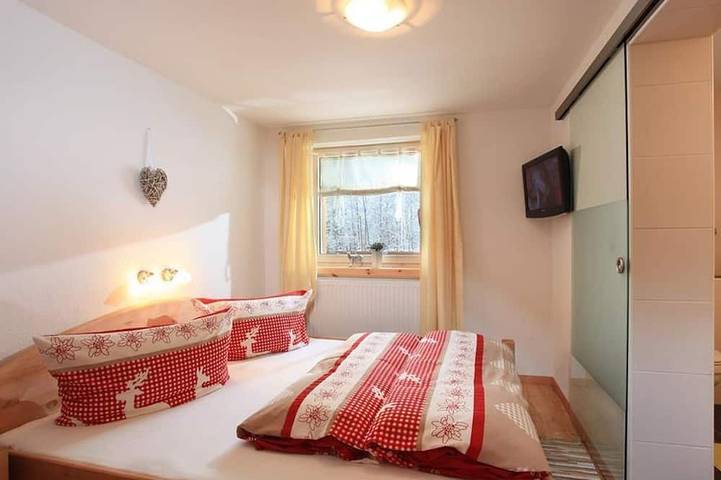 Ferienwohnung für 6 Personen, mit Balkon und Garten in Kelchsau