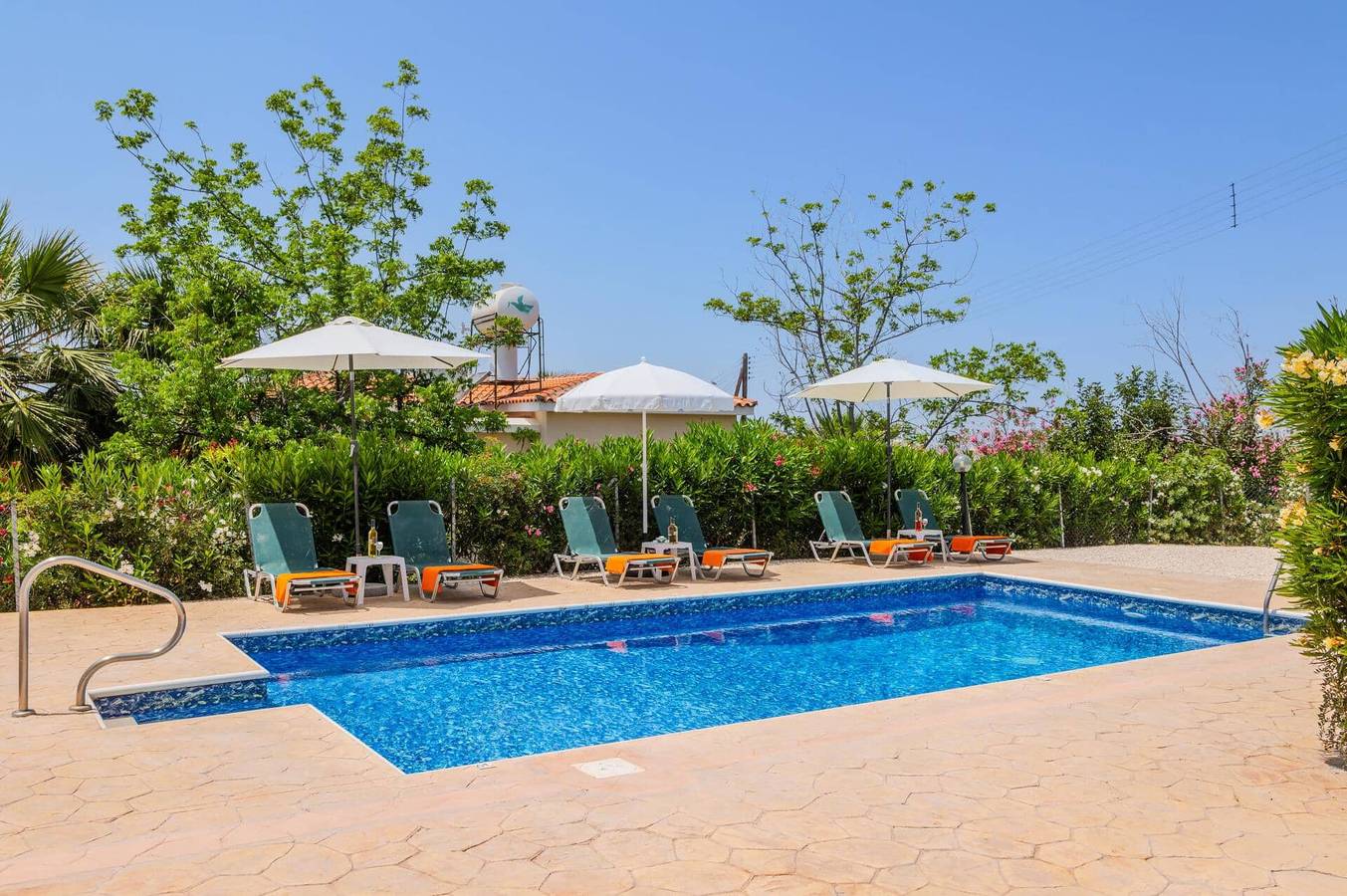 Villa Giota by Villa Plus in Peyia, Südzypern