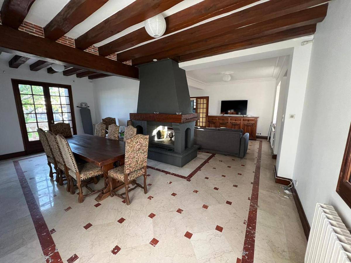 Double Room in Mer, Région de Blois