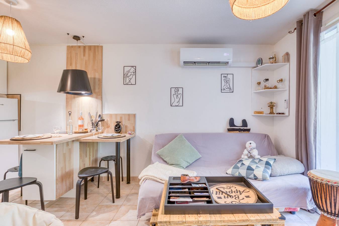 Casa Vacacional 'Maison - Résidence Avec Piscine' con Piscina Compartida, Wi-Fi y Aire Acondicionado in Calvisson, Costa mediterránea (Francia)