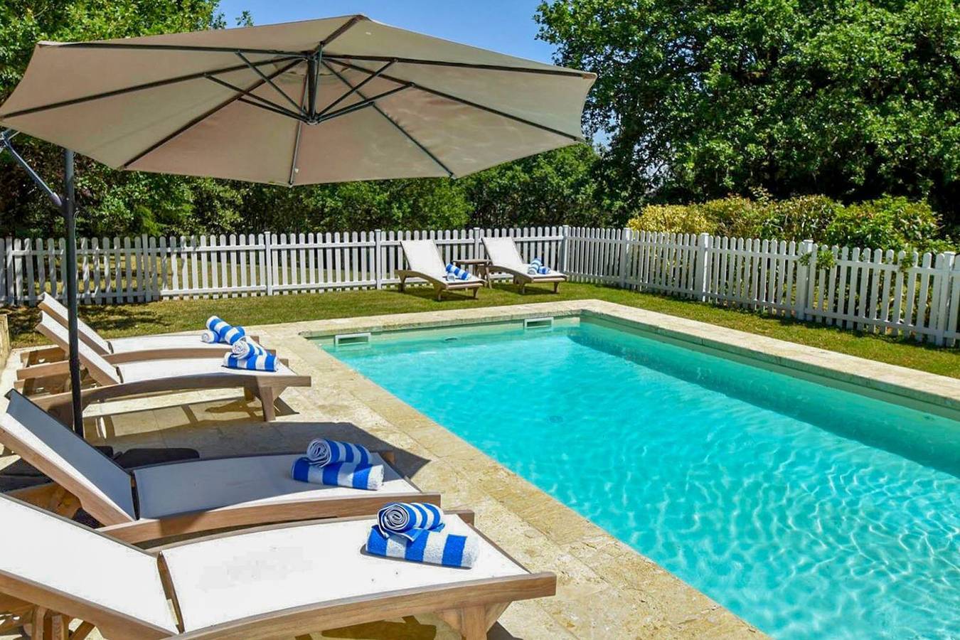 Château pour 16 personnes avec piscine in Glatens, Tarn-et-Garonne