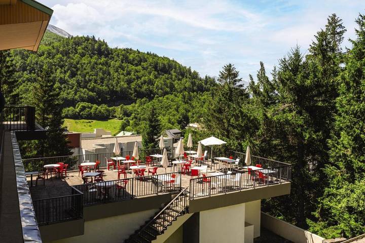 Parc de vacances pour 4 personnes, avec terrasse et sauna dans les Pyrénées - 2
