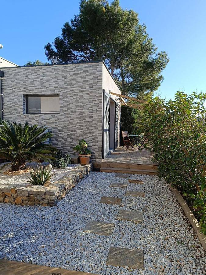 Appartement de vacances pour 2 personnes, avec jardin ainsi que terrasse et vue