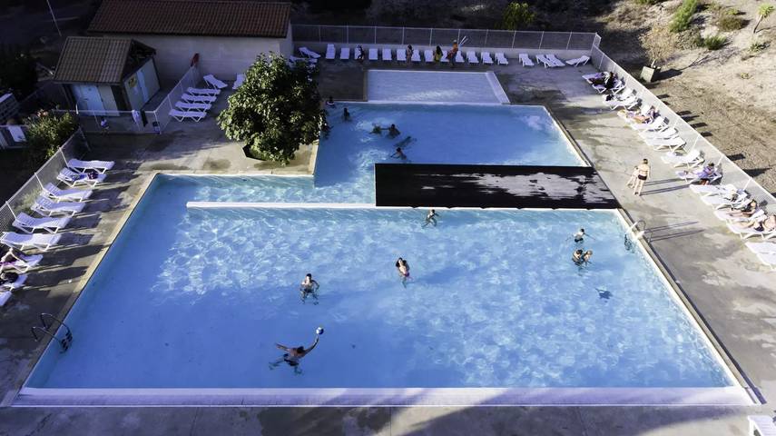 Camping für 6 Personen, mit Pool und Terrasse, mit Haustier in Biscarrosse - 2