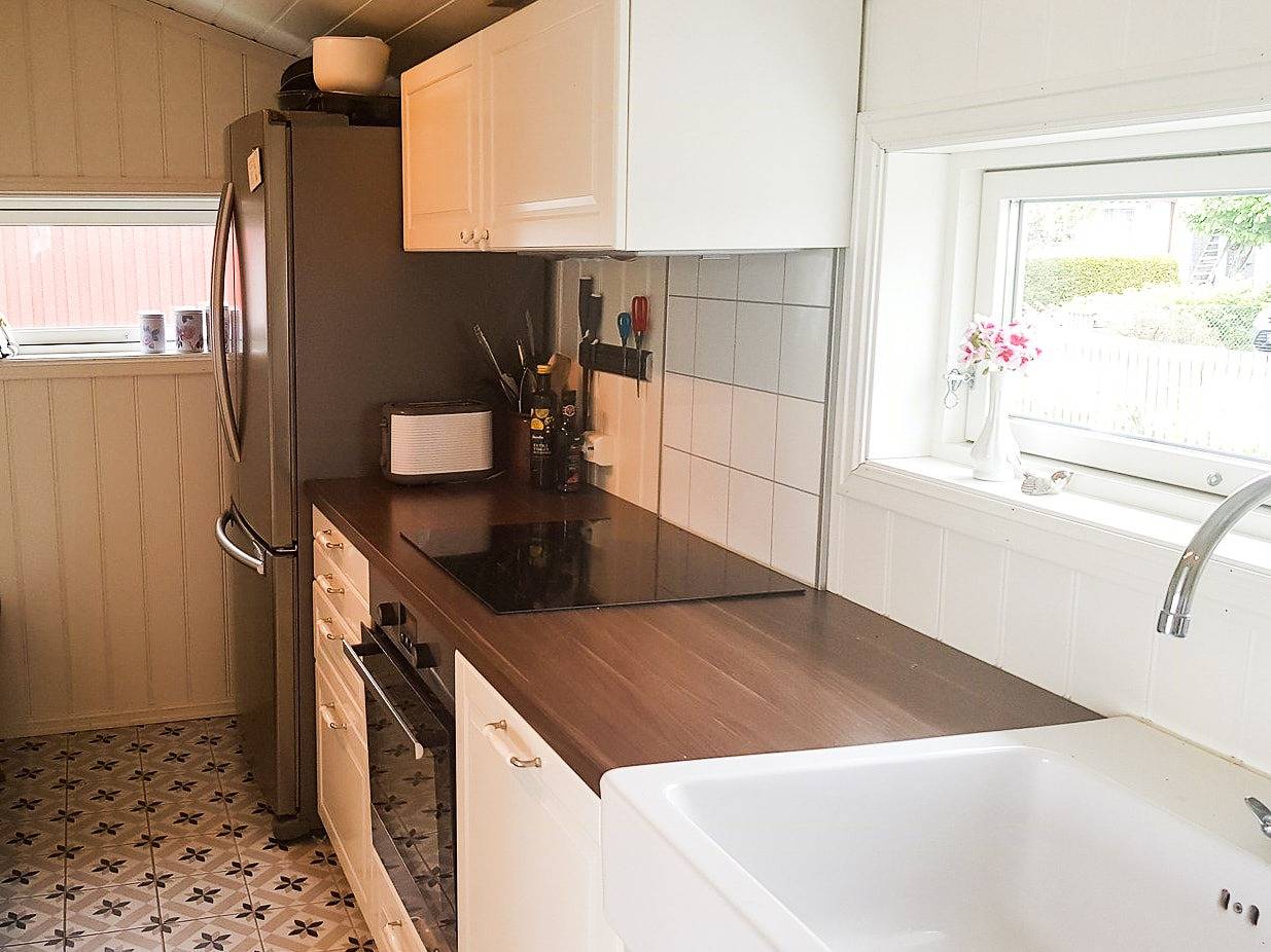 Gemütliches kleines Häuschen am Ufer von Fuglevik in Rygge