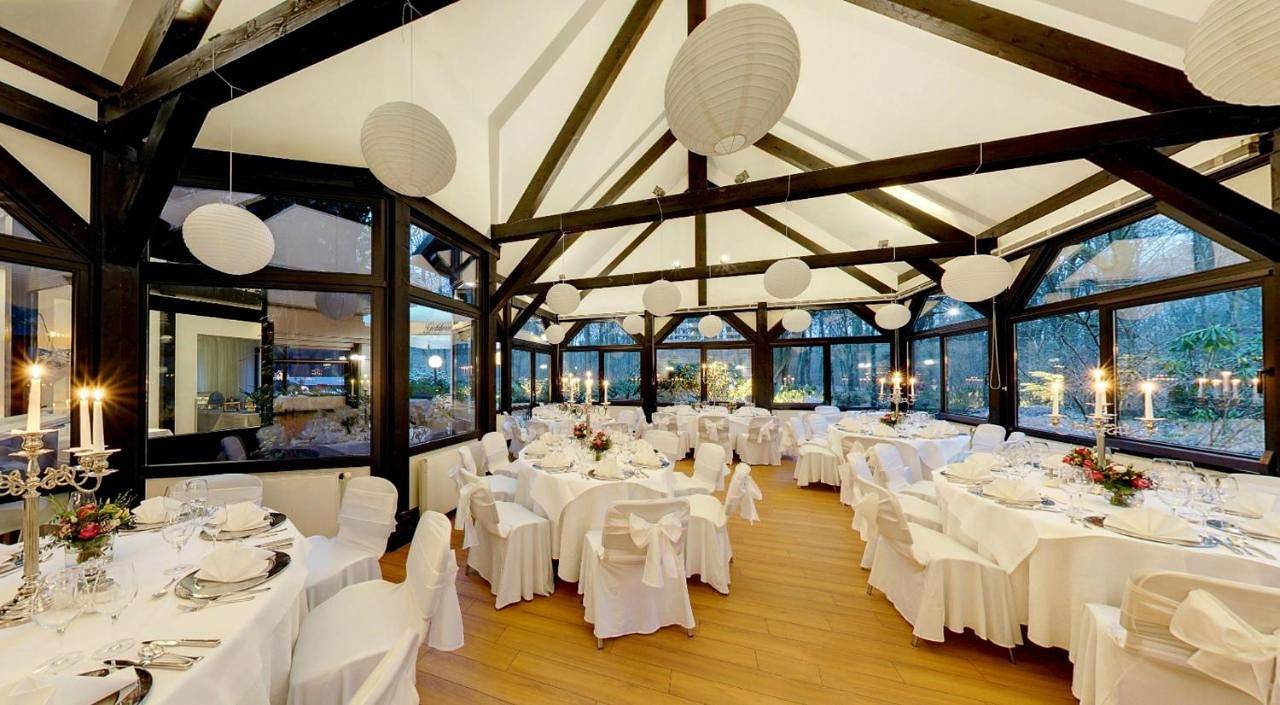 Restaurant & Logis Steuerndieb in Buchholz-Kleefeld, Hanovre