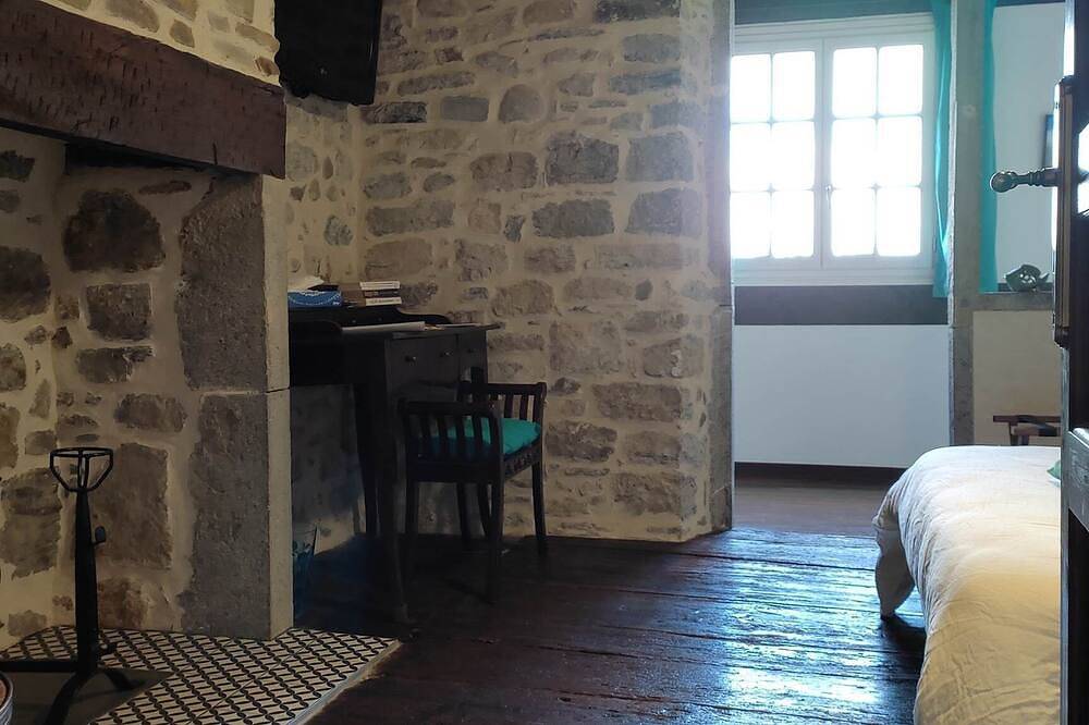 Apartamento entero, Suite Auténtica - Patrimoine in Oloron-Sainte-Marie, Béarn