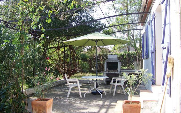 Gîte pour 4 personnes, avec jardin et vue dans le Var - 3